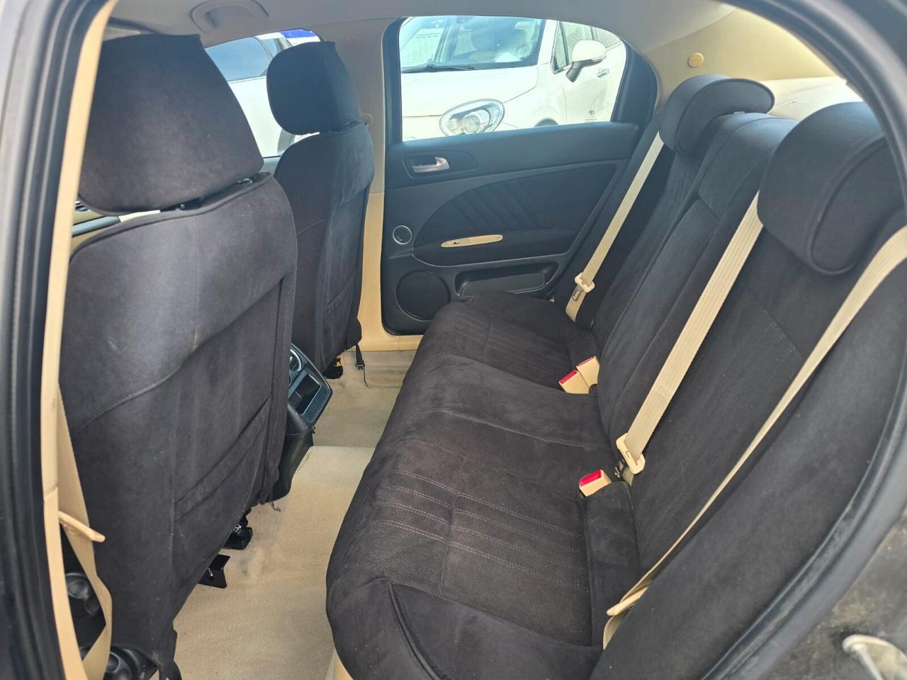 Alfa Romeo 159 1.9 JTDm 16V TI