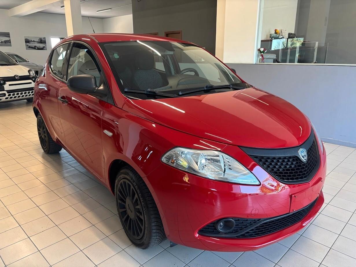 Lancia Ypsilon 1.2 69 CV 5 porte GPL Ecochic Elefantino Blu