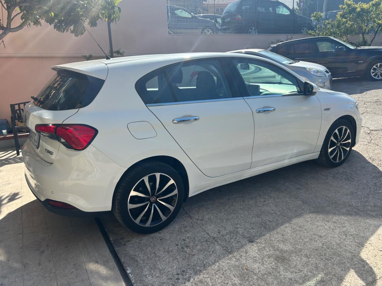 Fiat Tipo 1.6 Mjt S&S 5 porte Lounge