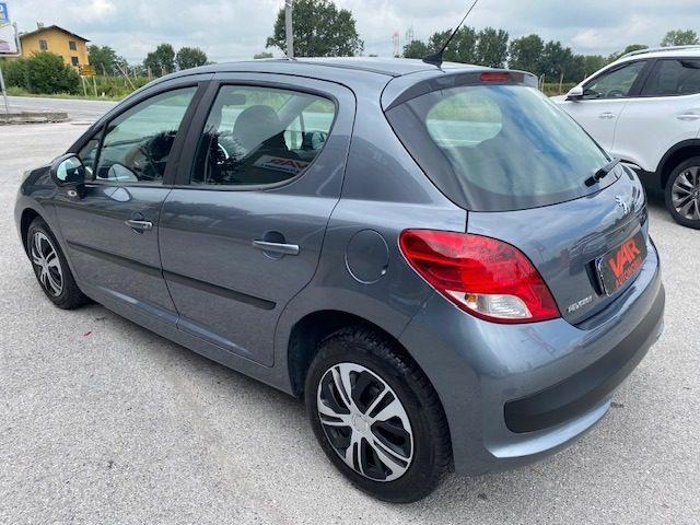 PEUGEOT 207 1.4 75CV 5p. "NEOPATENTATI"