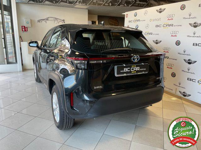 TOYOTA Yaris Cross 1.5 Hybrid E-CVT Business