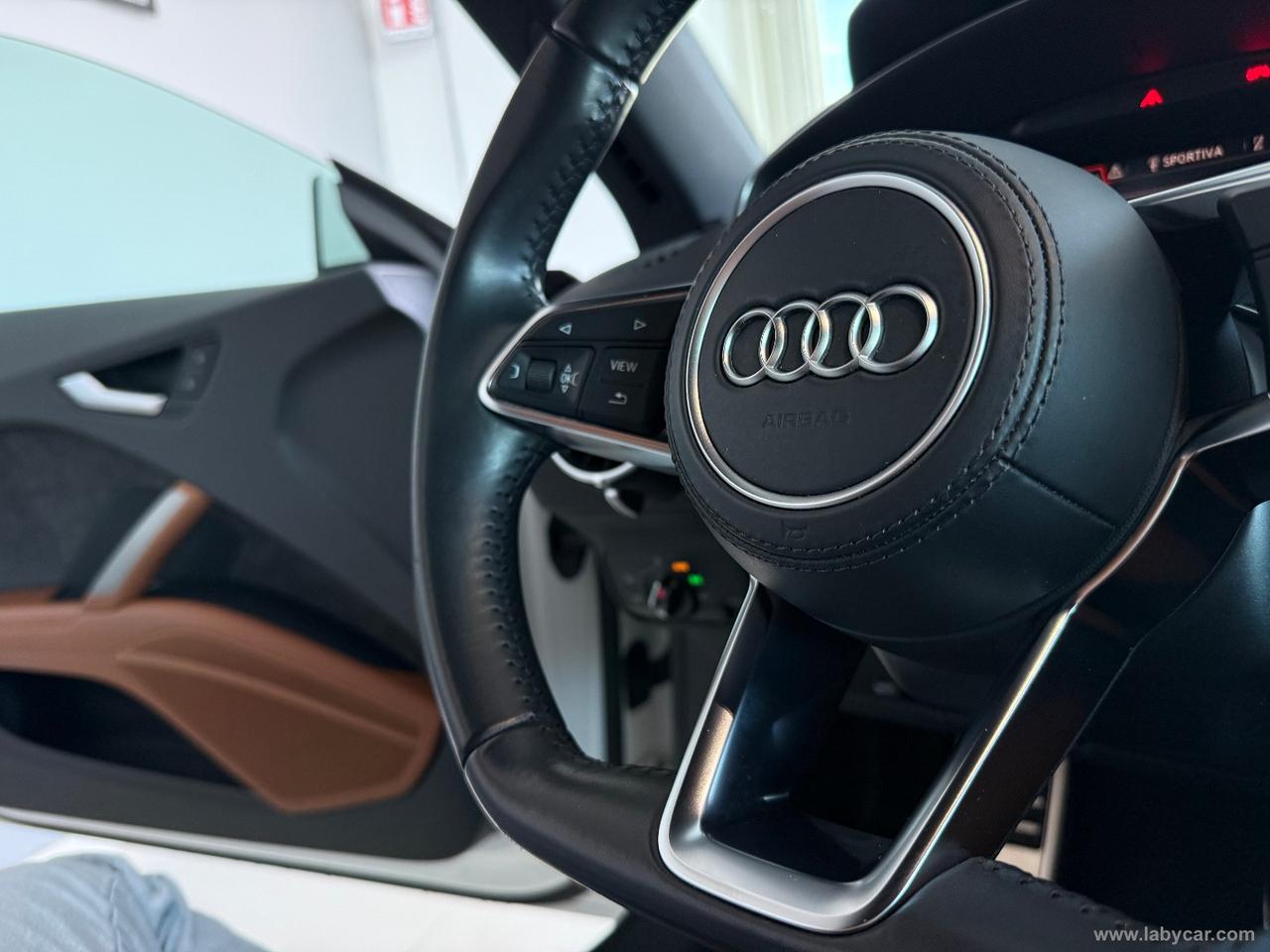 AUDI TT Coupé 40 TFSI S tronic