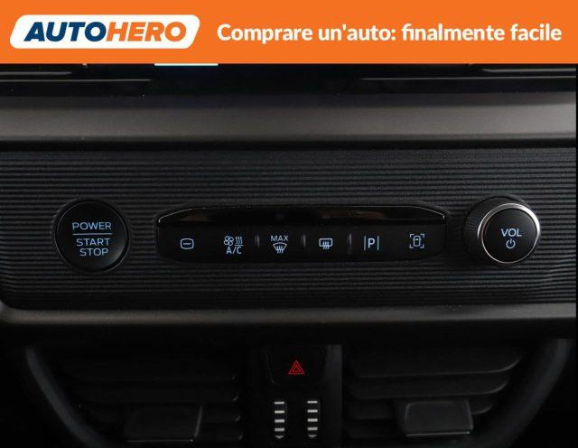 FORD Tourneo Courier 1.0 EcoBoost Titanium