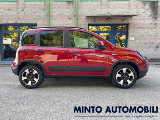 FIAT Panda Cross 1.0 70CV HYBRID NAVIGATORE SENSORI PARCHEGGIO