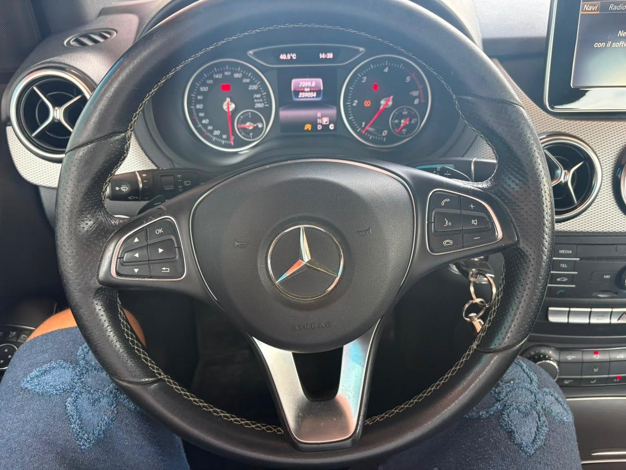 Mercedes-benz B 200 d Automatic Premium 2016