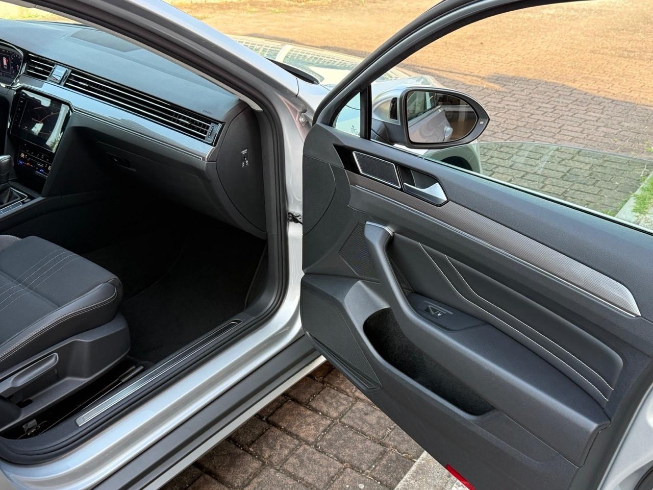 Volkswagen Passat Alltrack 2.0 TDI 200 CV 4MOTION DSG