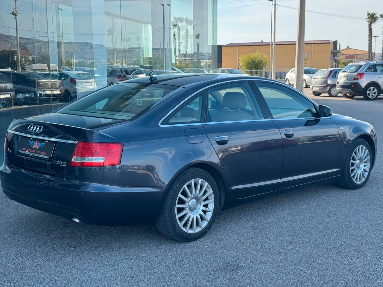 Audi A6 3.0 V6 TDI quattro