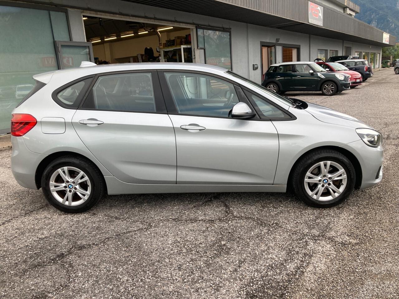 Bmw 216 218d Active Tourer Advantage