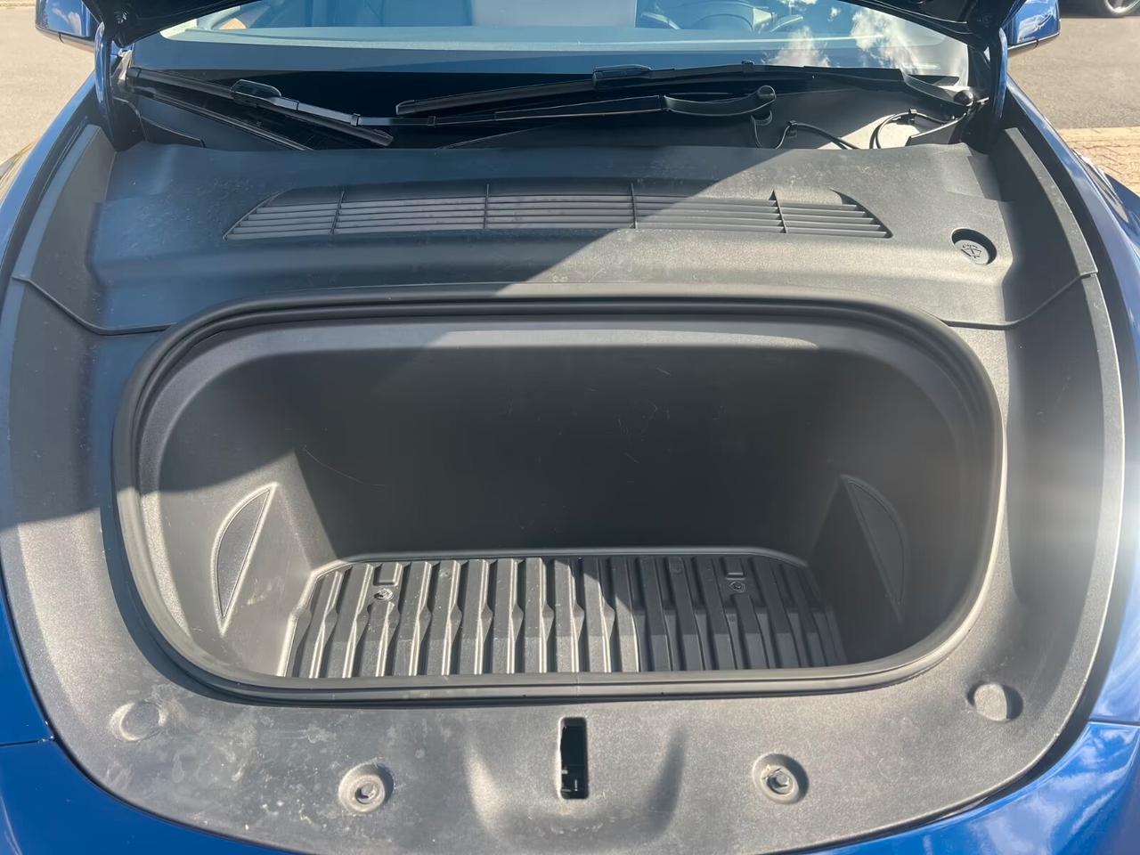 Tesla Model Y DUAL MOTOR AWD 19" GUIDA DI 2°LIVELLO CAMERA 360° SEDILI ELETTRICI RISCALDATI TETTO PANORAMICO
