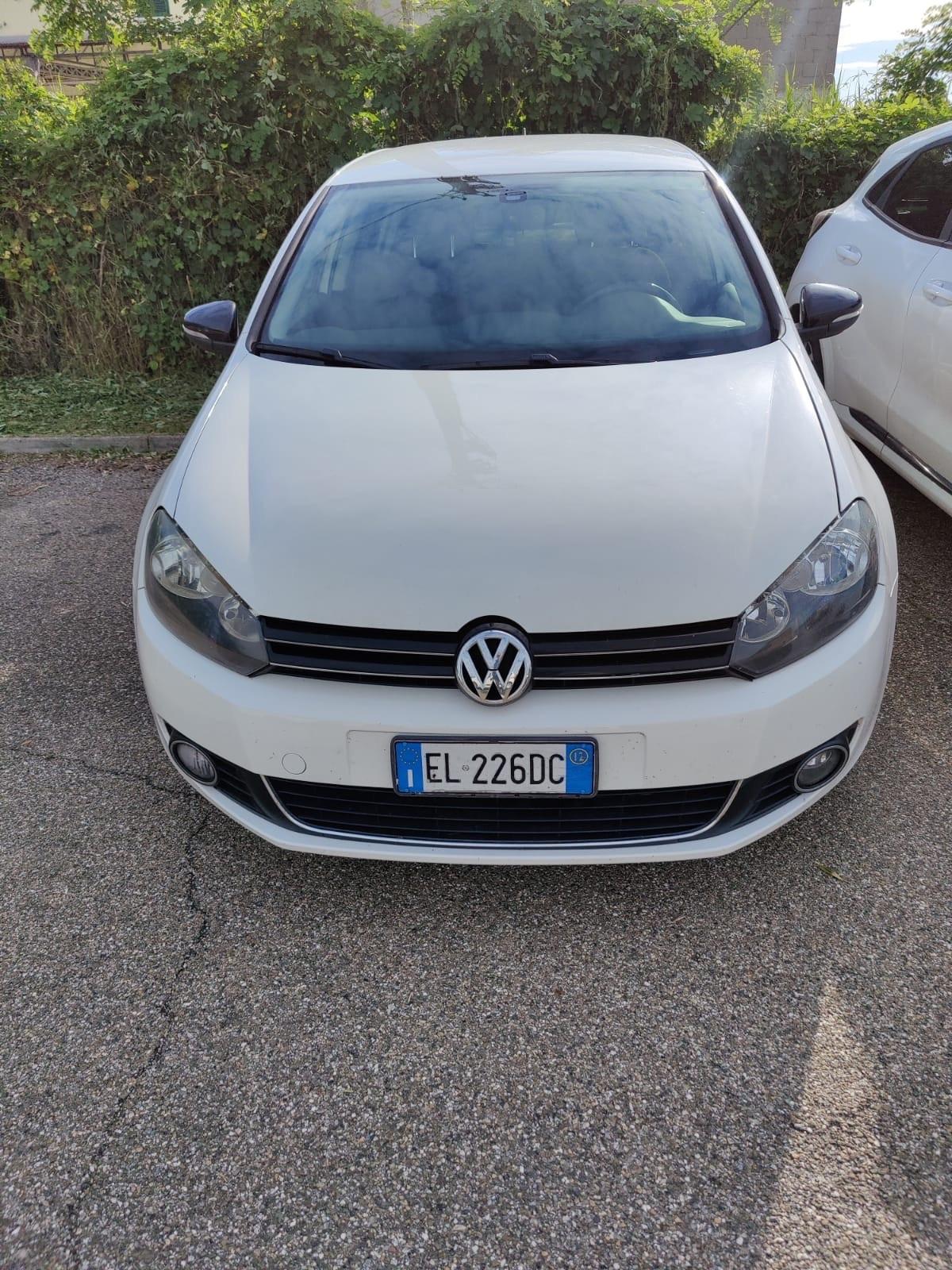 Volkswagen Golf 1.6 TDI DPF DSG 5p. Highline