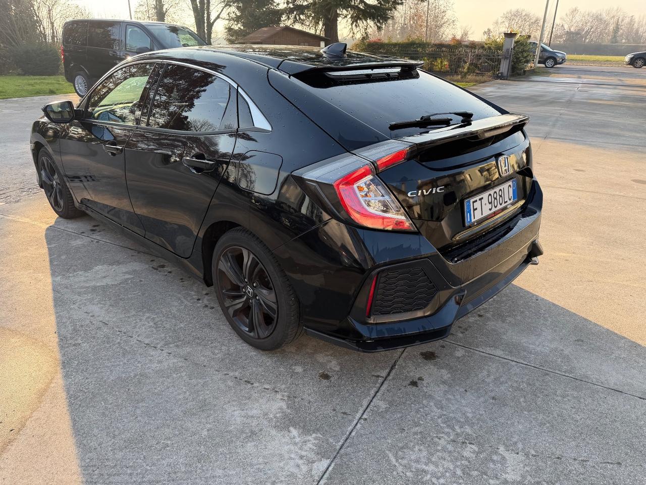 Honda Civic 1.0T 5 porte Executive Premium