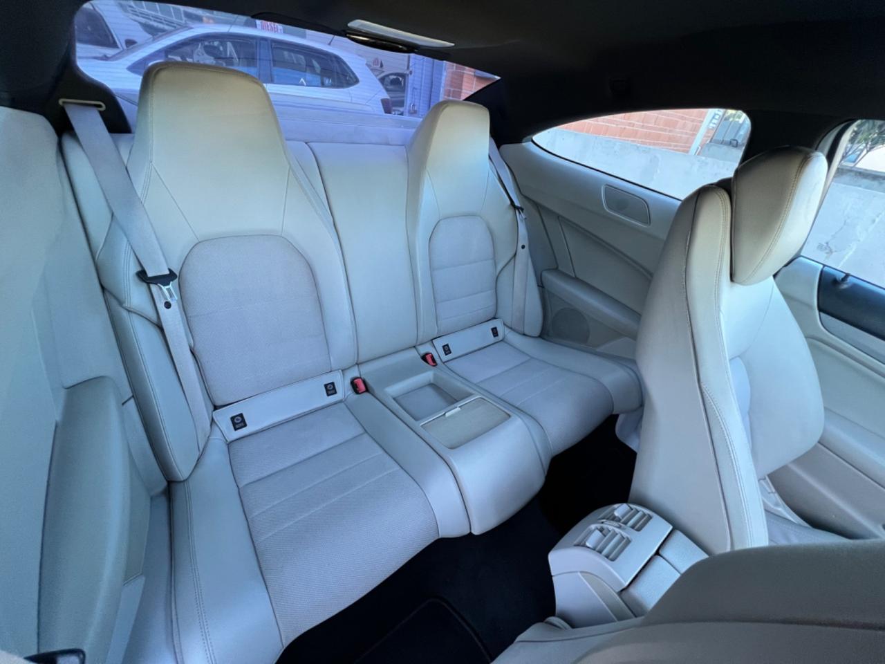 Mercedes-benz C 220 CDI BlueEFFICIENCY Coupé Avantgarde ( 125 KW)