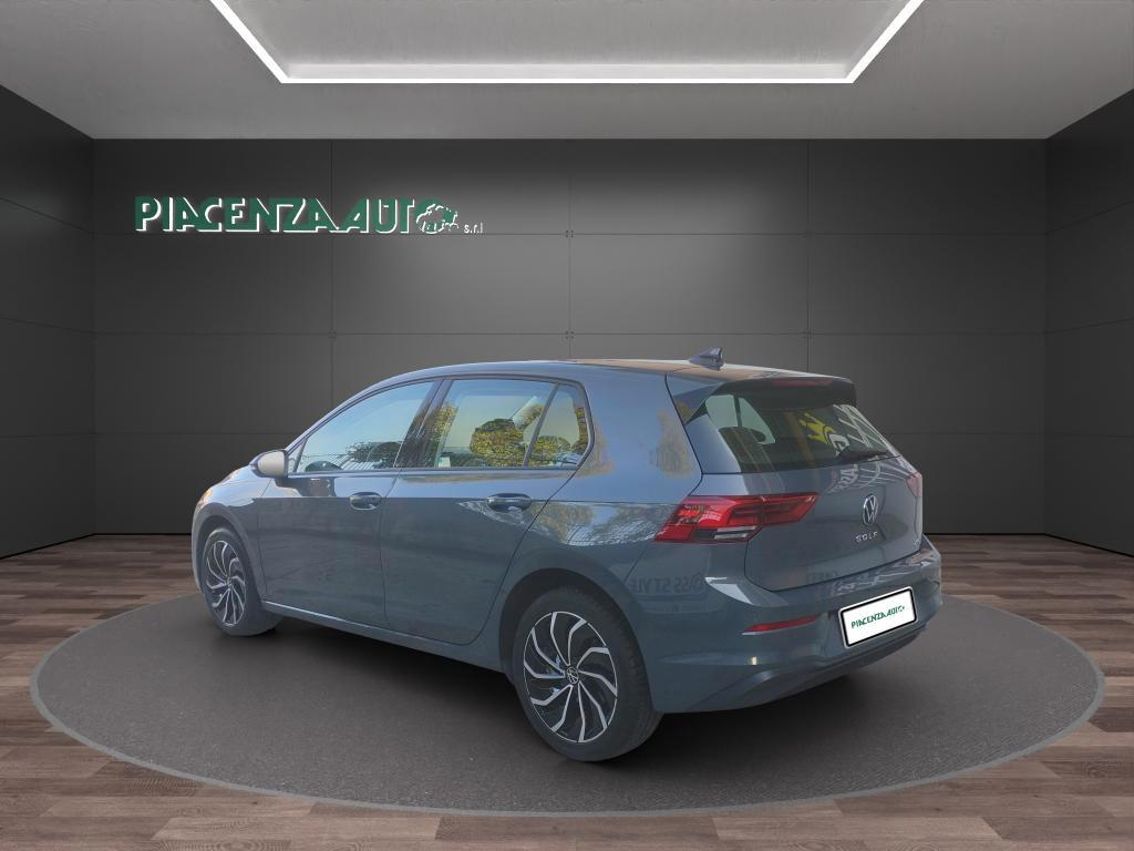 Volkswagen Golf 1.0 etsi evo Life 110cv dsg