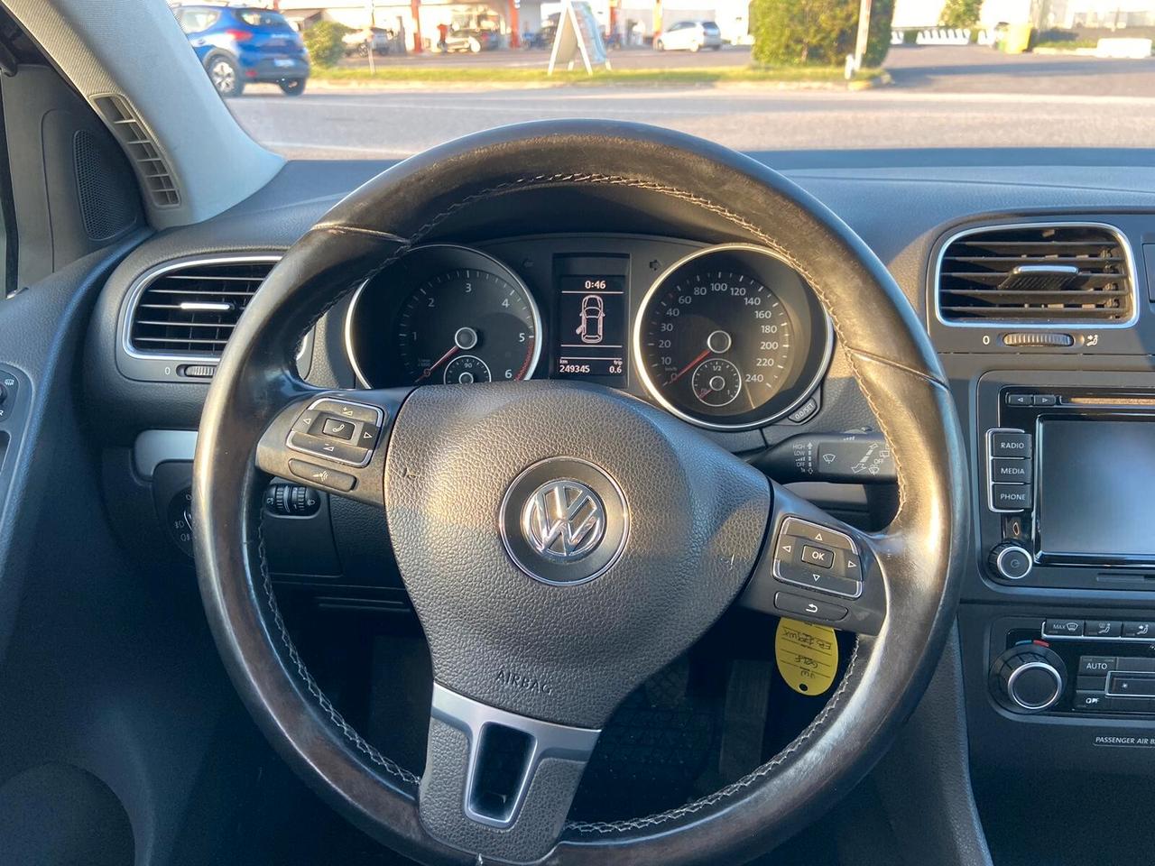 Volkswagen Golf 1.6 TDI DPF 5p. Highline