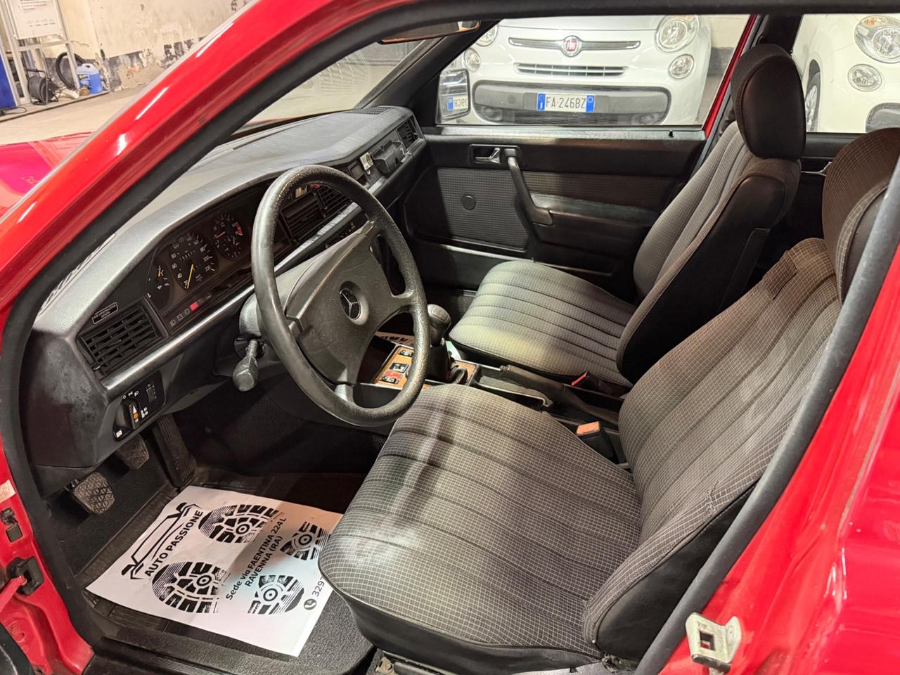 Mercedes-benz 190 2.0 E