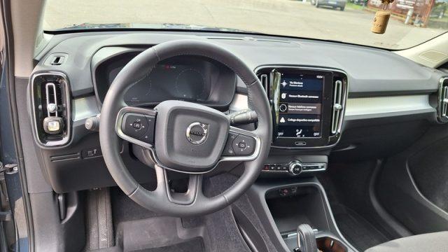 VOLVO XC40 B4 AWD Geartronic Momentum PERMUTE UNICOPROPR.