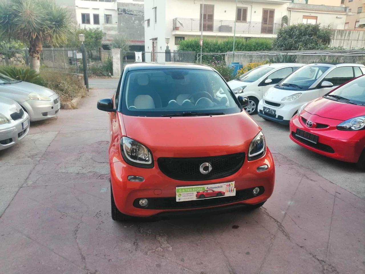 SMART FORFOUR 2015 PASSION 1.0 71CV MANUALE