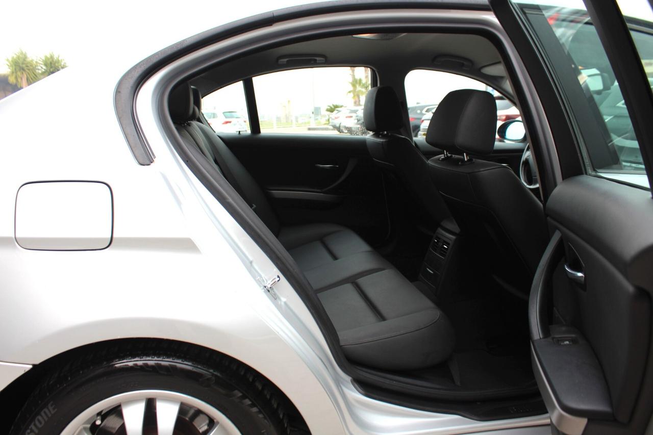 Bmw 320 320d cat Attiva