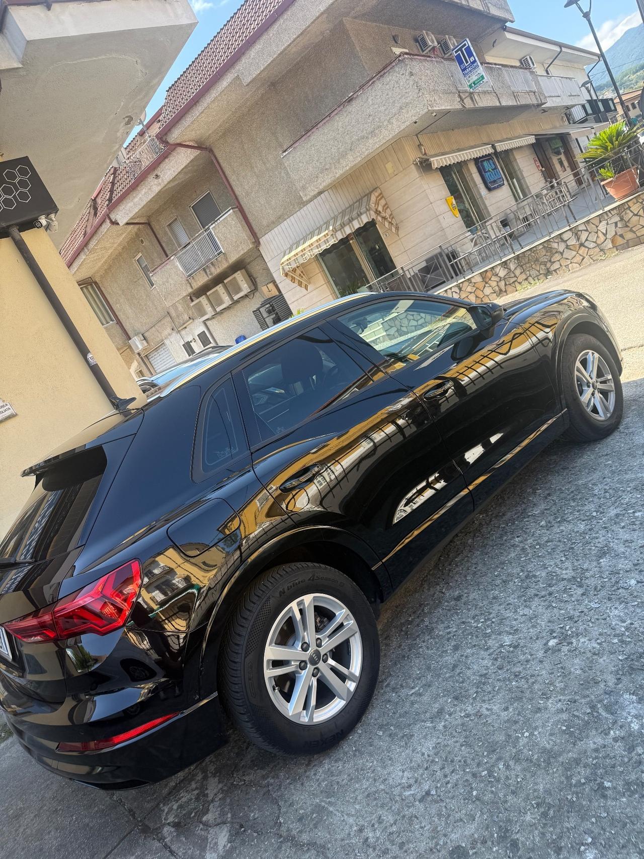 Audi Q3 35 TDI