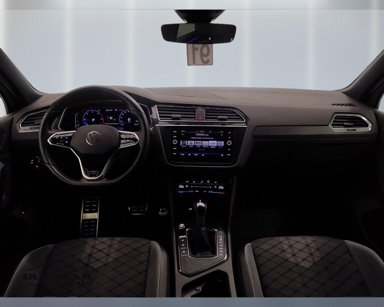VOLKSWAGEN Tiguan II 2021 - Tiguan 2.0 tdi R-Line 150cv dsg