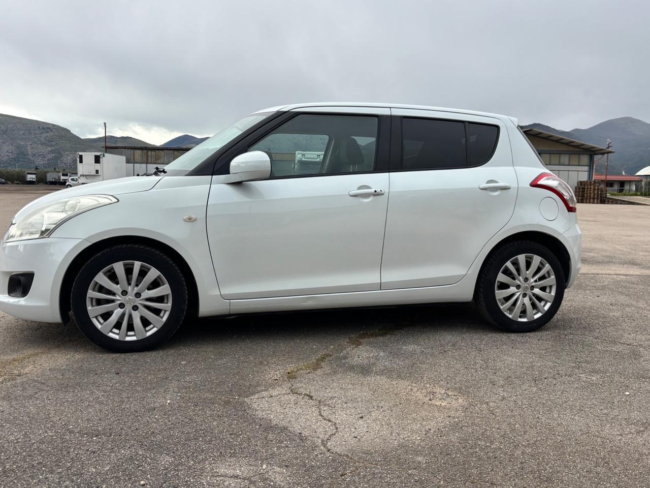 Suzuki Swift 1.2 VVT 5 porte L