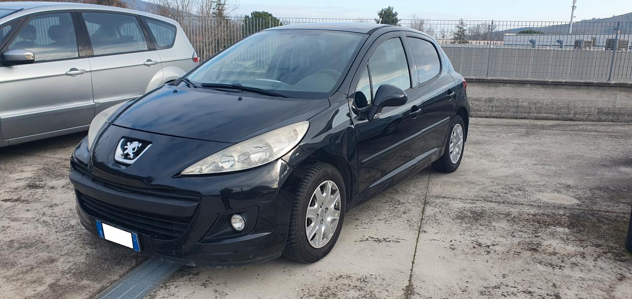 Peugeot 207 1.4 HDi 70CV 5p. Sweet Years