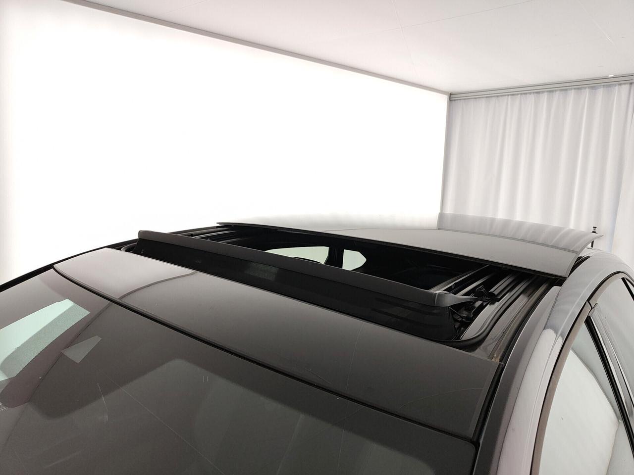 Volkswagen Taigo 1.5 TSI 150 CV DSG R-Line