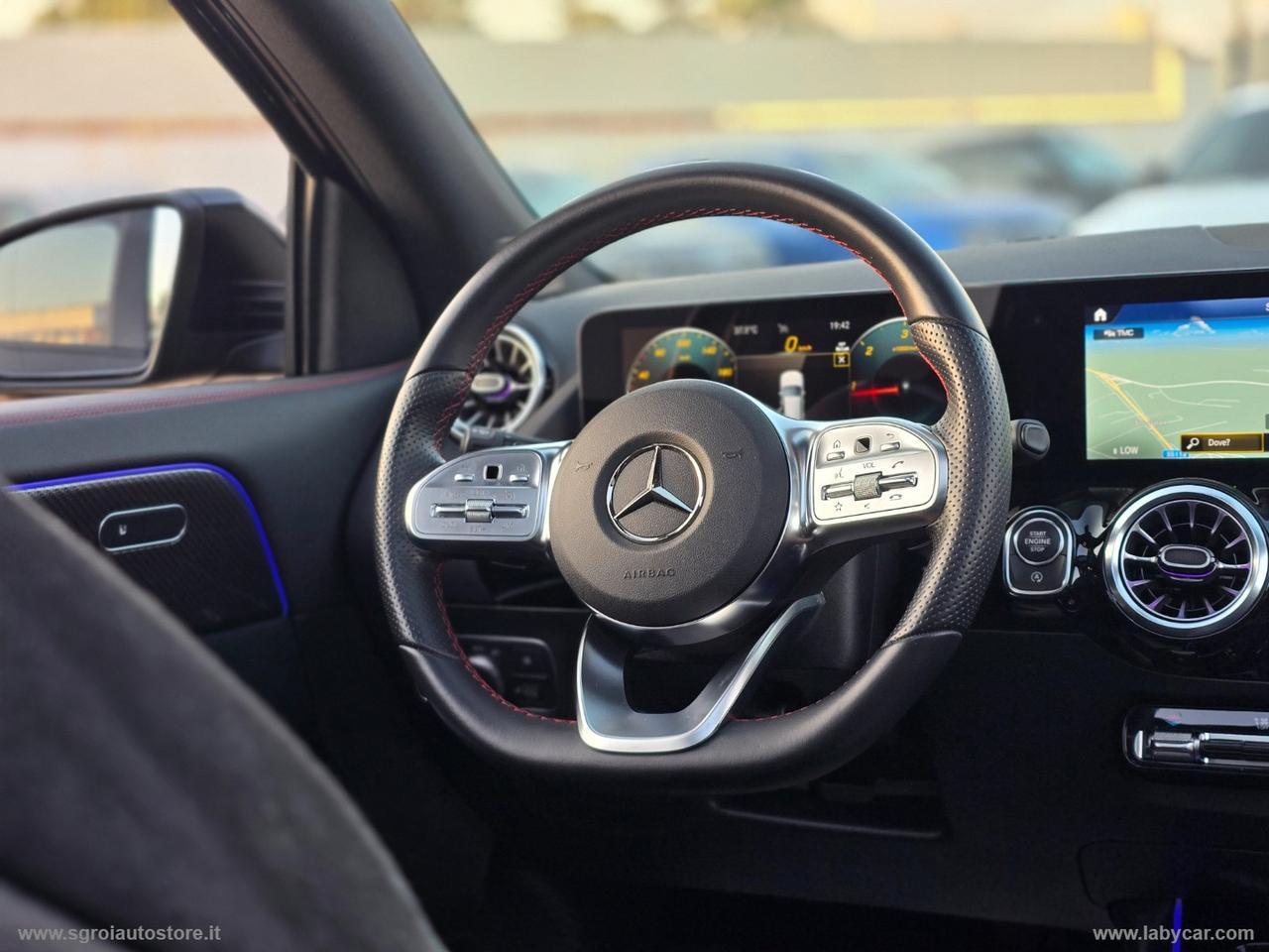MERCEDES-BENZ GLA 220 d Automatic AMG Premium TETTUCCIO