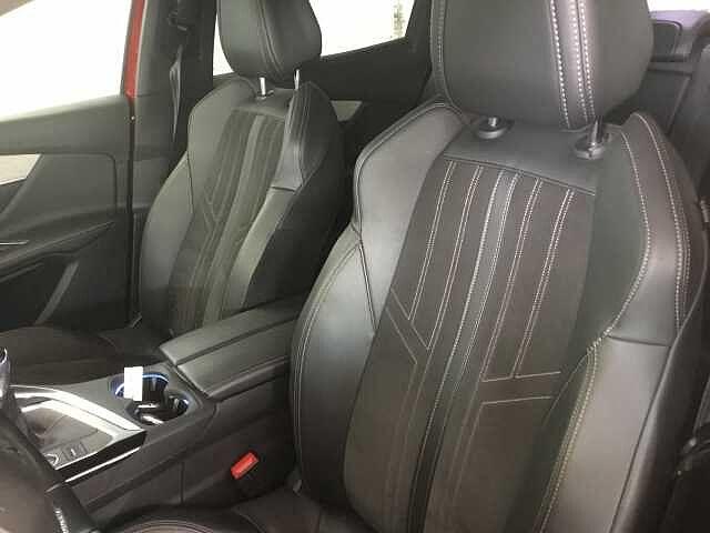 Peugeot 3008 GT 1.2 PureTech 130 cv - Usata