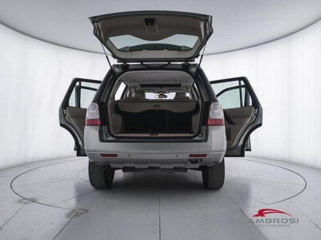 LAND ROVER Freelander 2.2 SD4 S.W. SE - PER OPERATORI DEL SETTORE