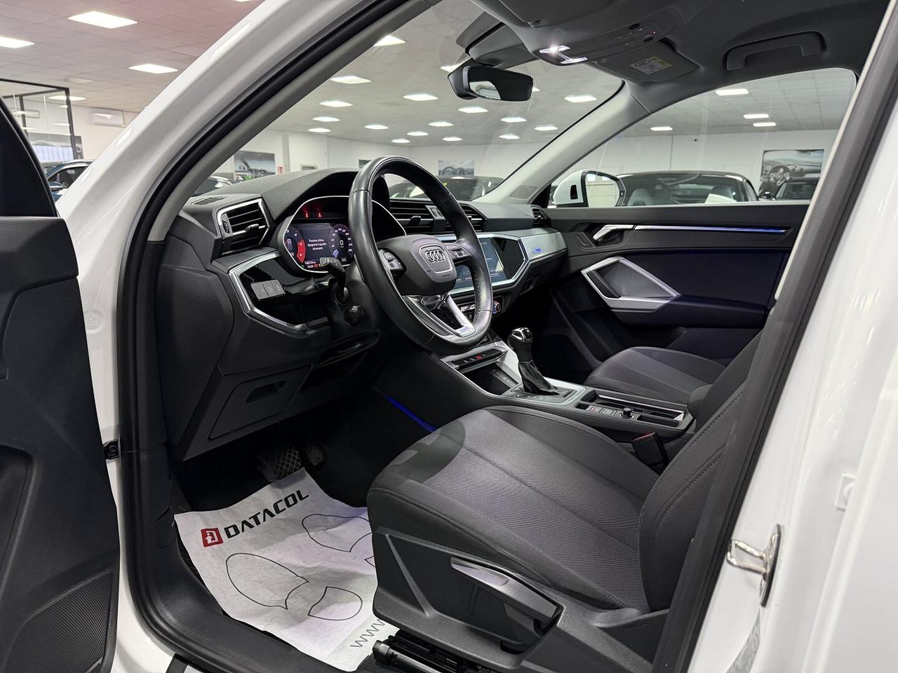 Audi Q3 35 2.0 tdi Business s-tronic