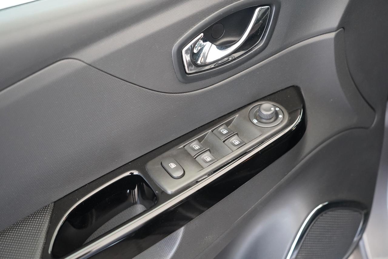 Renault Captur 1.5 dCi 90 CV EDC Project Runway