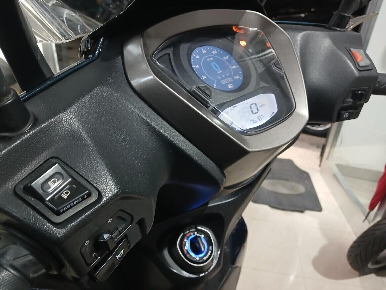 Kymco Agility 300