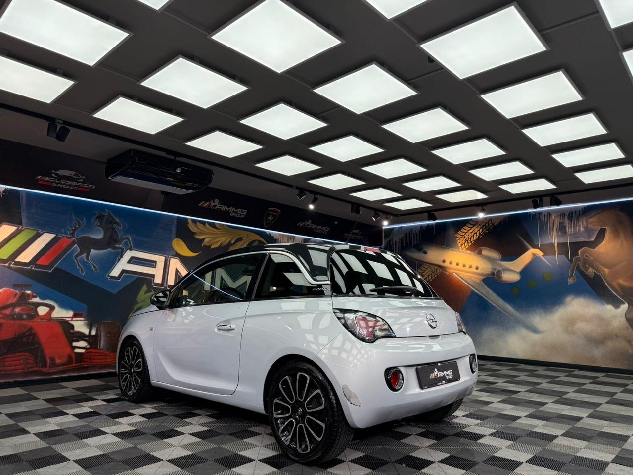 Opel Adam 1.2 70 CV Glam (323)