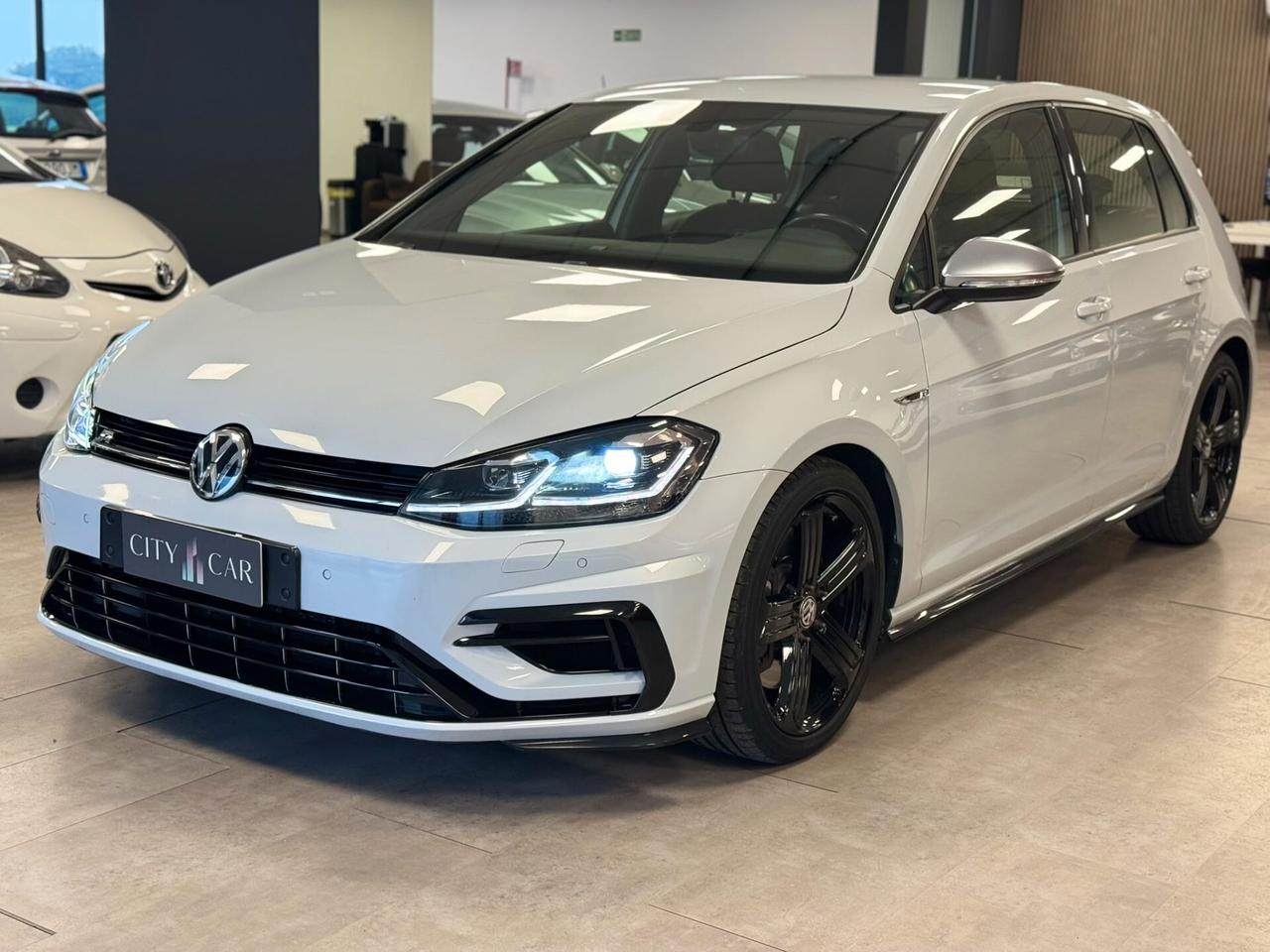 Volkswagen Golf R 2.0 TSI DSG 4MOTION 5p. BMT