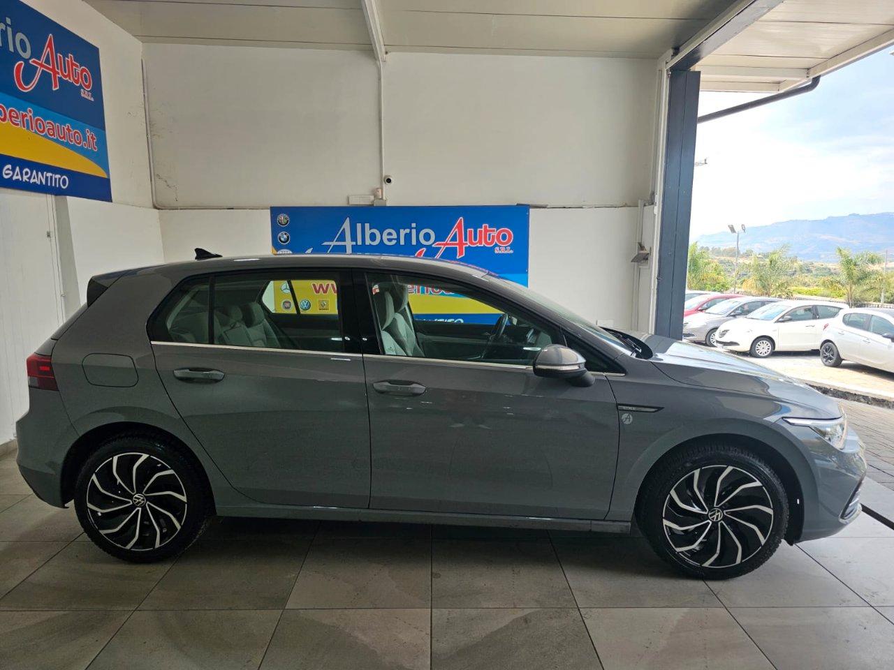 Volkswagen Golf 2.0 tdi Style 150cv