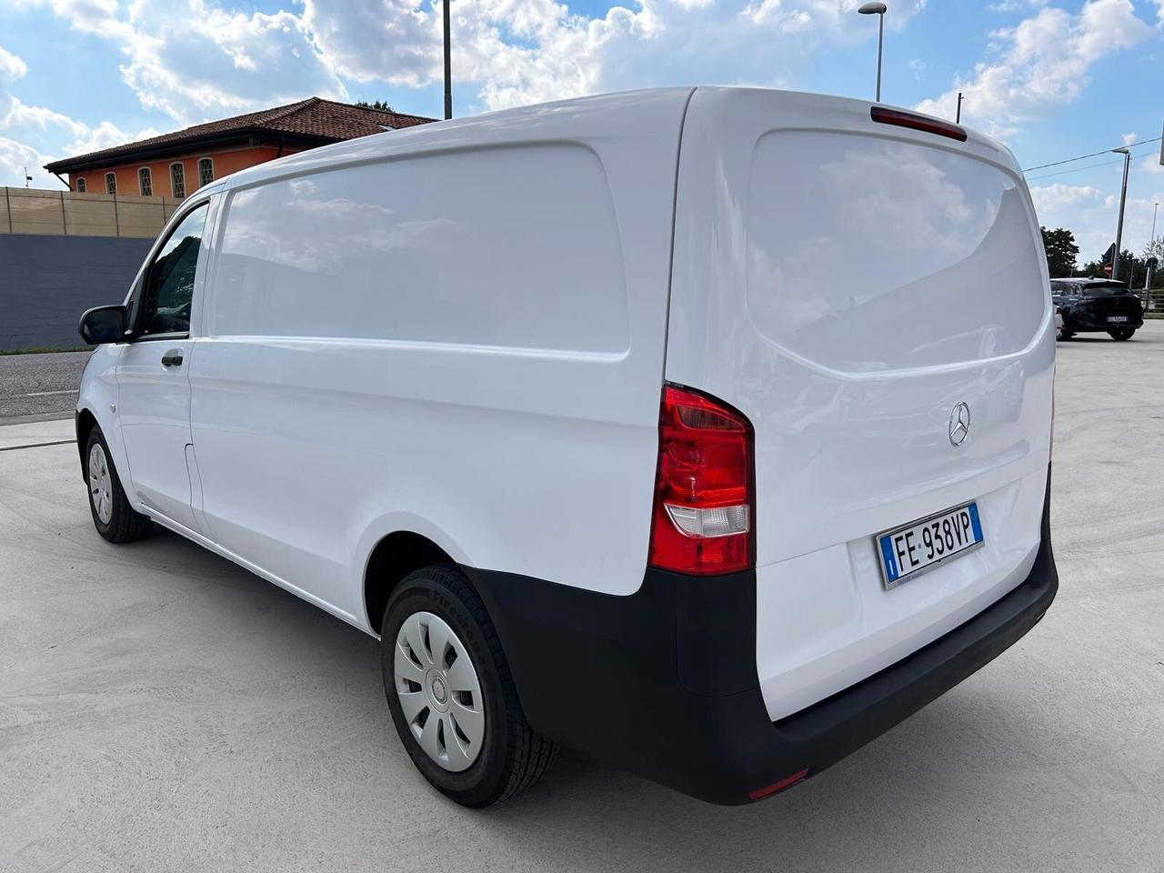 Mercedes Benz Vito Long 114 CDI