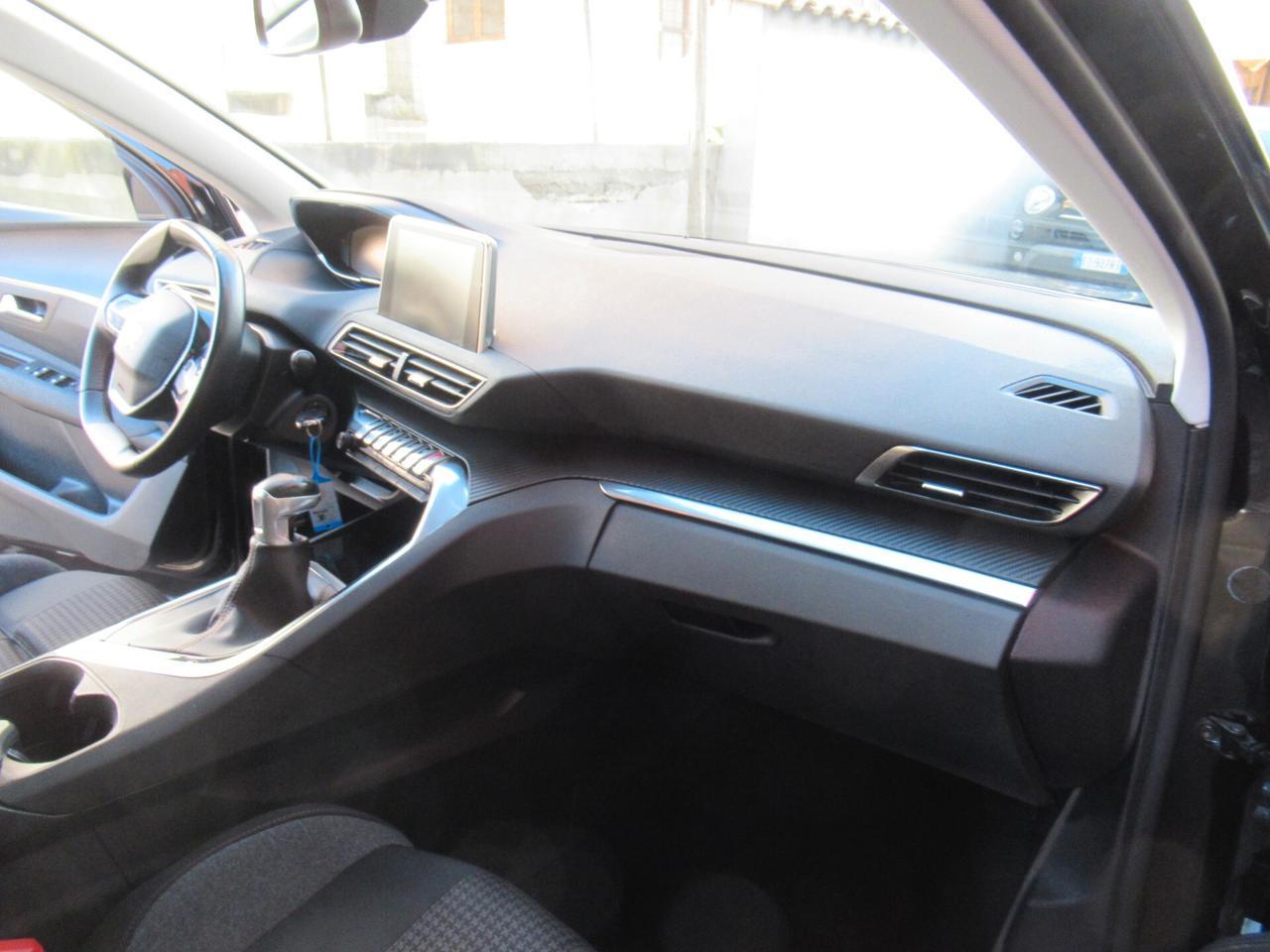 Peugeot 3008 BlueHDi 130 S&S Business