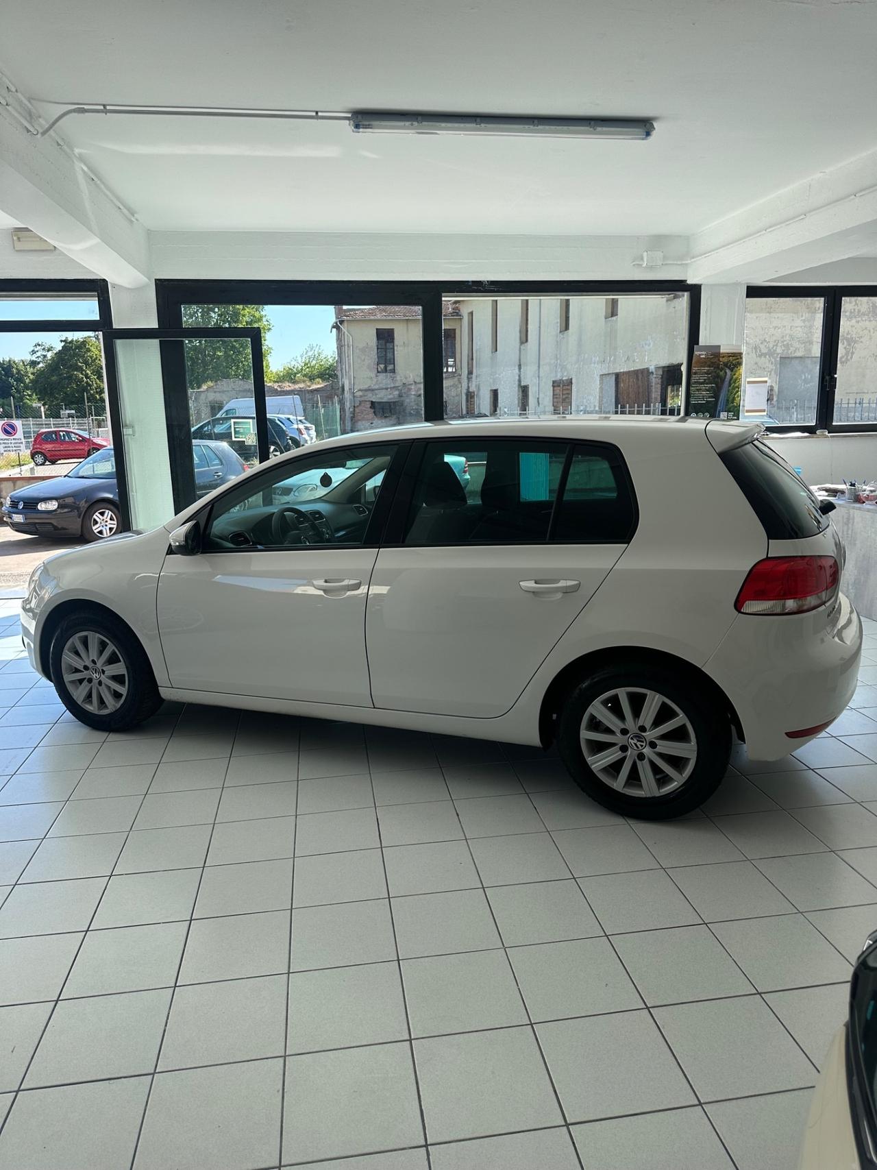 Volkswagen Golf 1.6 TDI DPF 5p. Highline
