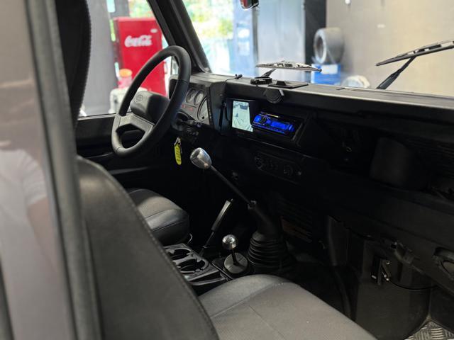 LAND ROVER Defender 110 TD5 CREW CAB TOMB RIDER *250 / MONDO*