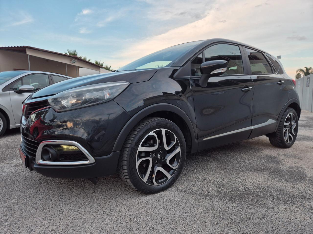 Renault CAPTUR 1.5 dCi 90 CV NUOVA FULL 2014