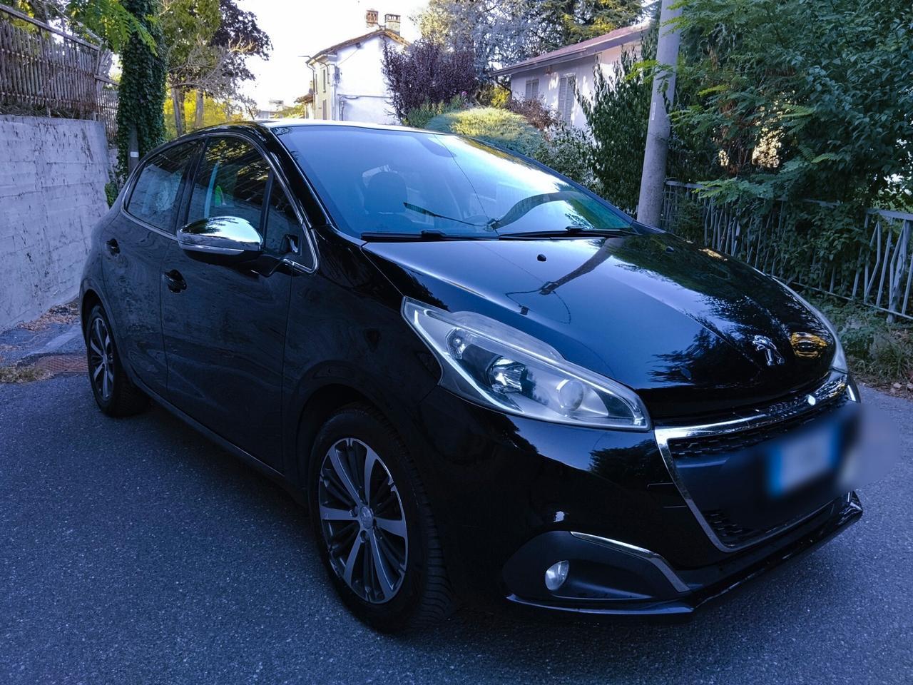 Peugeot 208 BlueHDi 75 5 porte Allure