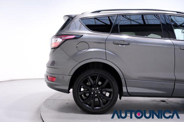 FORD Kuga 2.0 TDCI 150 CV S&S 4WD ST-LINE