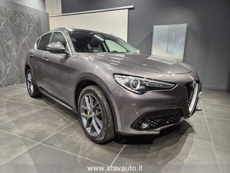 Alfa Romeo Stelvio 2.2 Turbodiesel 210 CV AT8 Q4 Executive