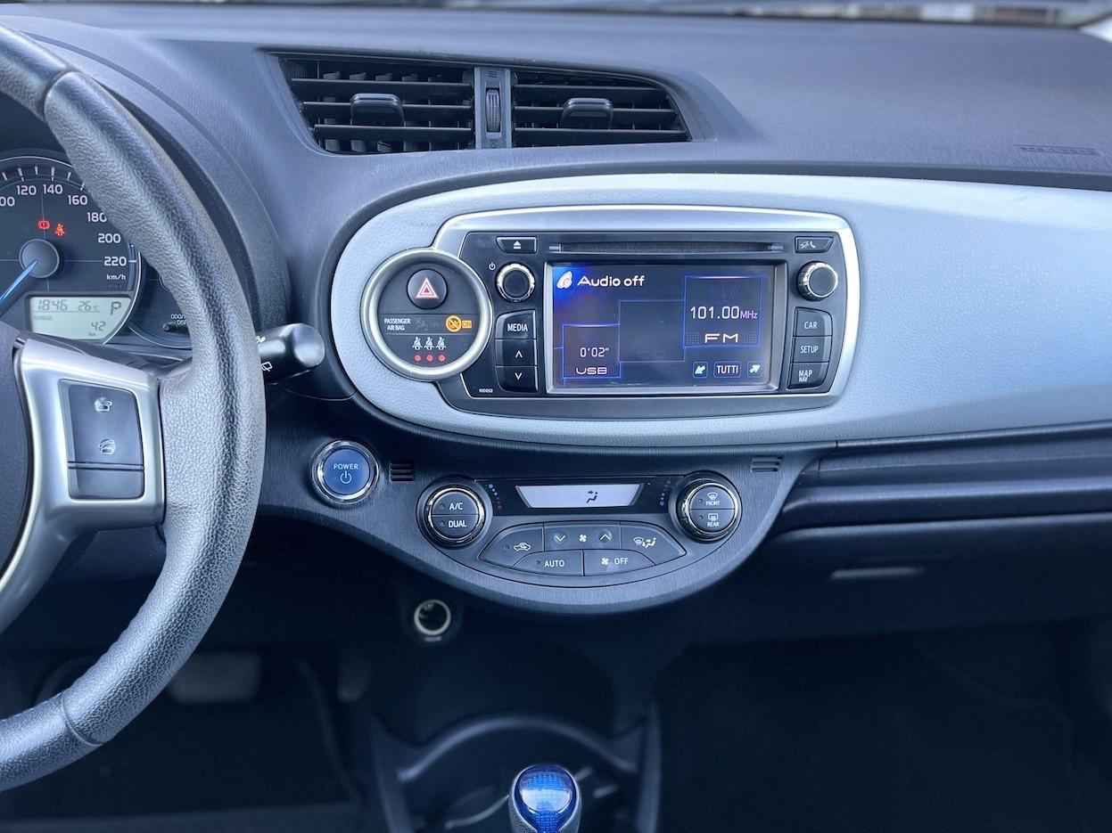 Toyota Yaris 1.5 Hybrid 75CV E5 Neo. Automatica - 2014