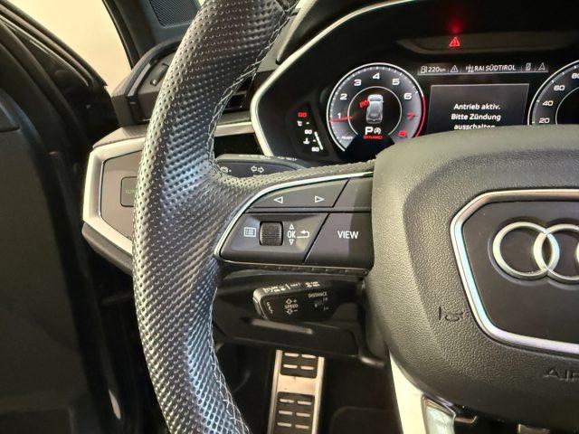 AUDI Q3 40 TFSI quattro S tronic S line Matrix GANCIO 20"