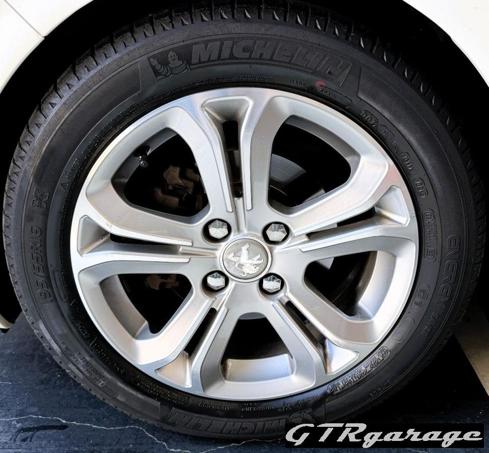 PEUGEOT - 208 - 1.6 e-HDi 92 CV S&S 3p. Allure
