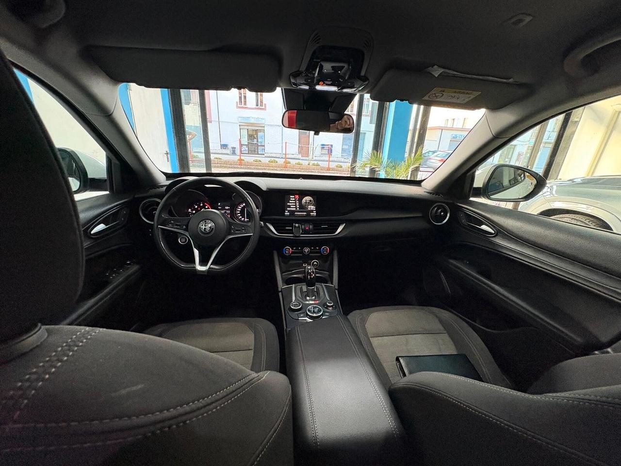 Alfa Romeo Stelvio 2.2 Turbodiesel 180 CV AT8 Q4 Business