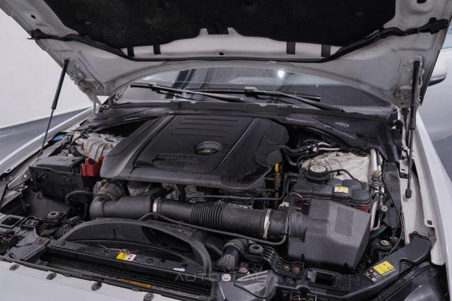 JAGUAR XE 2.0 D Turbo 180cv Aut. *SOLO X COMMERCIANTI*