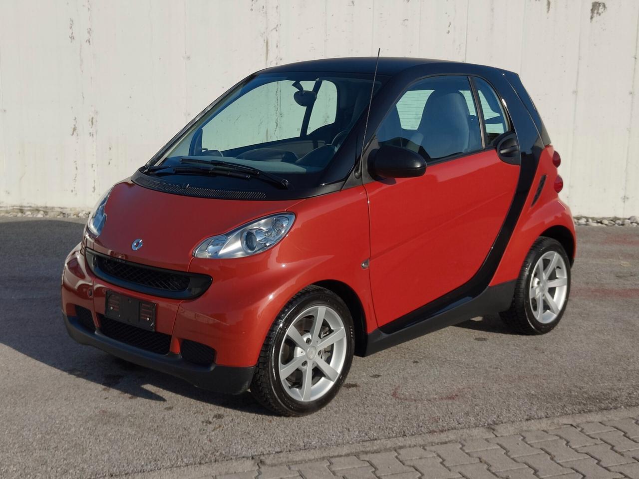Smart ForTwo 1000 45 kW MHD coupé pure